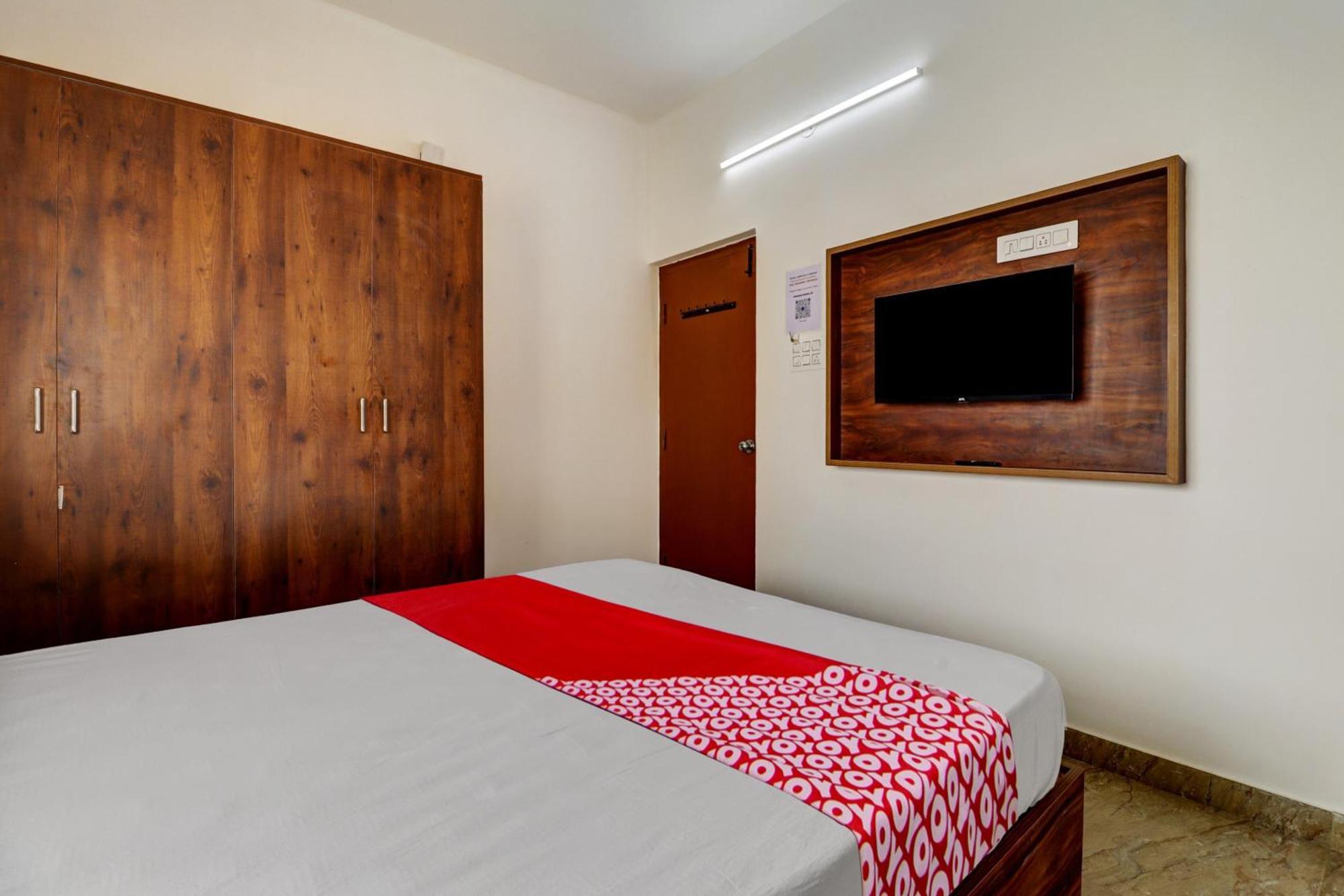 Hotel O Aishwarya Comfort Бангалор Екстериор снимка